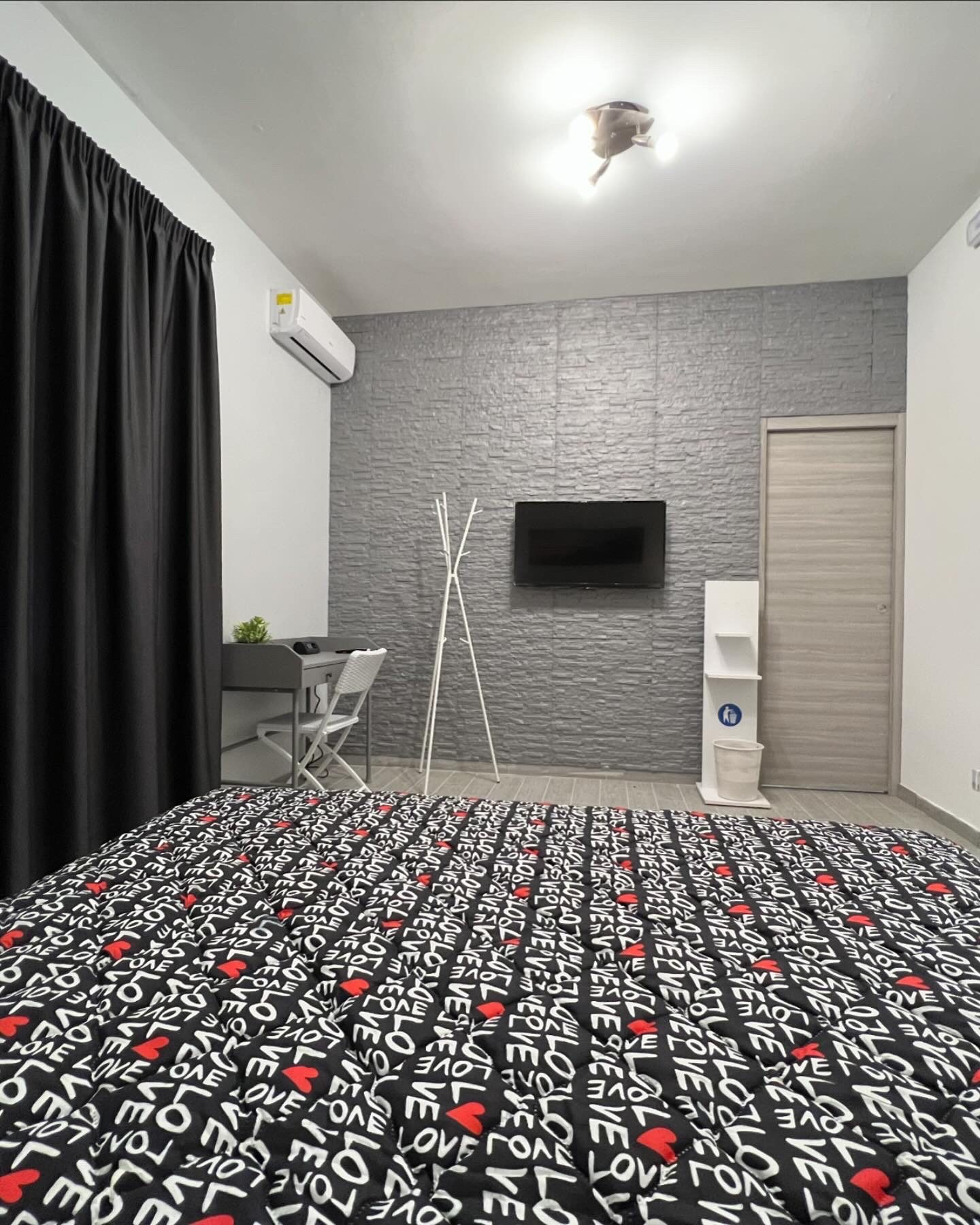 Affittacamere Gess — Camere con bagno privato a Montalto Uffugo (CS),  (Calabria)